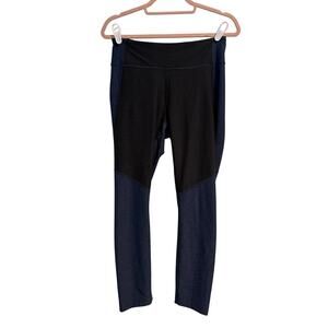 CLEARANCE Outdoor Voices Navy Blue Black Leggings Tights Yoga Pants - Size M